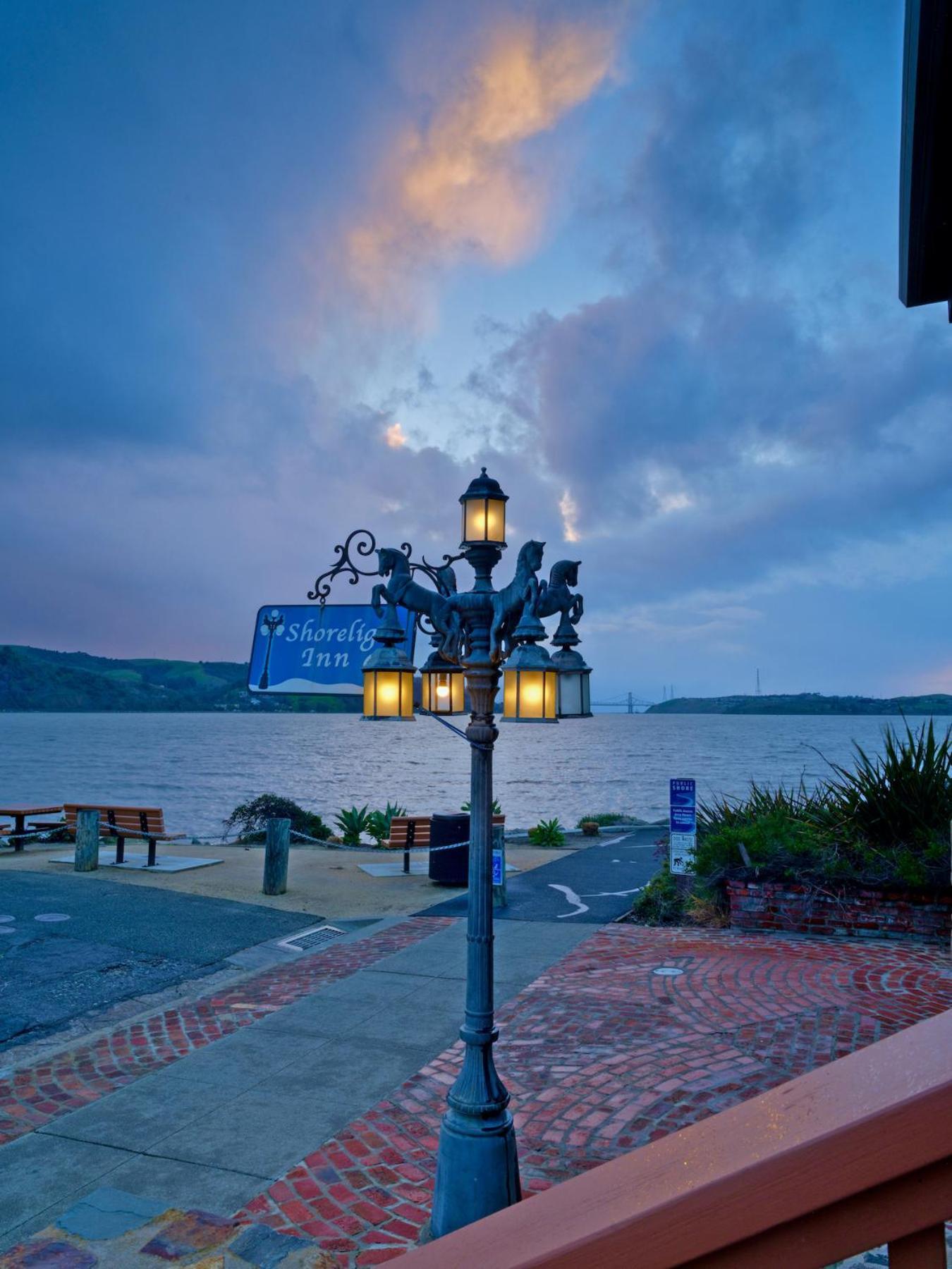 Shorelight Inn Benicia Exterior foto